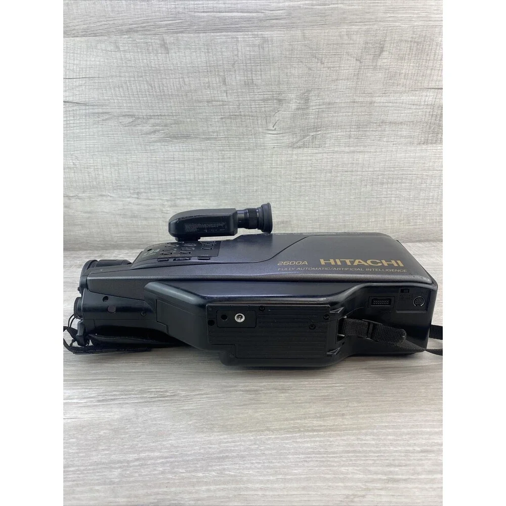 Hitachi VM-2600A Camcorder Video Recorder - UNTESTED